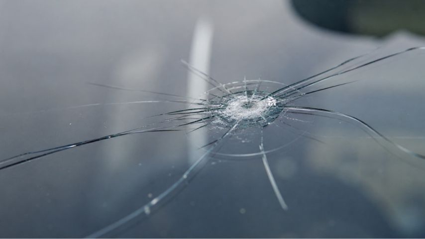Autoglas und Steinschlag Reparatur in Paderborn als Leistung vom Autohaus KRENZ